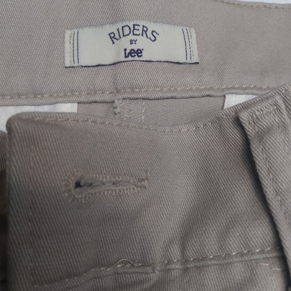 Riders by lee for womens and size 8 regular pants